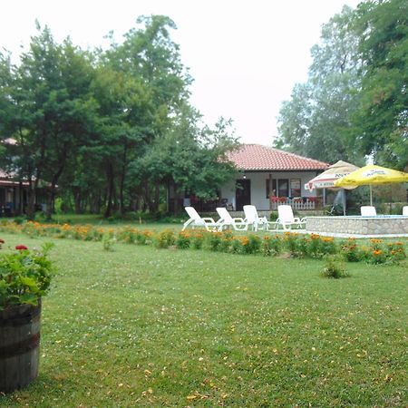 Holiday Park Ranchoto Hotel Kirkovo  Kültér fotó