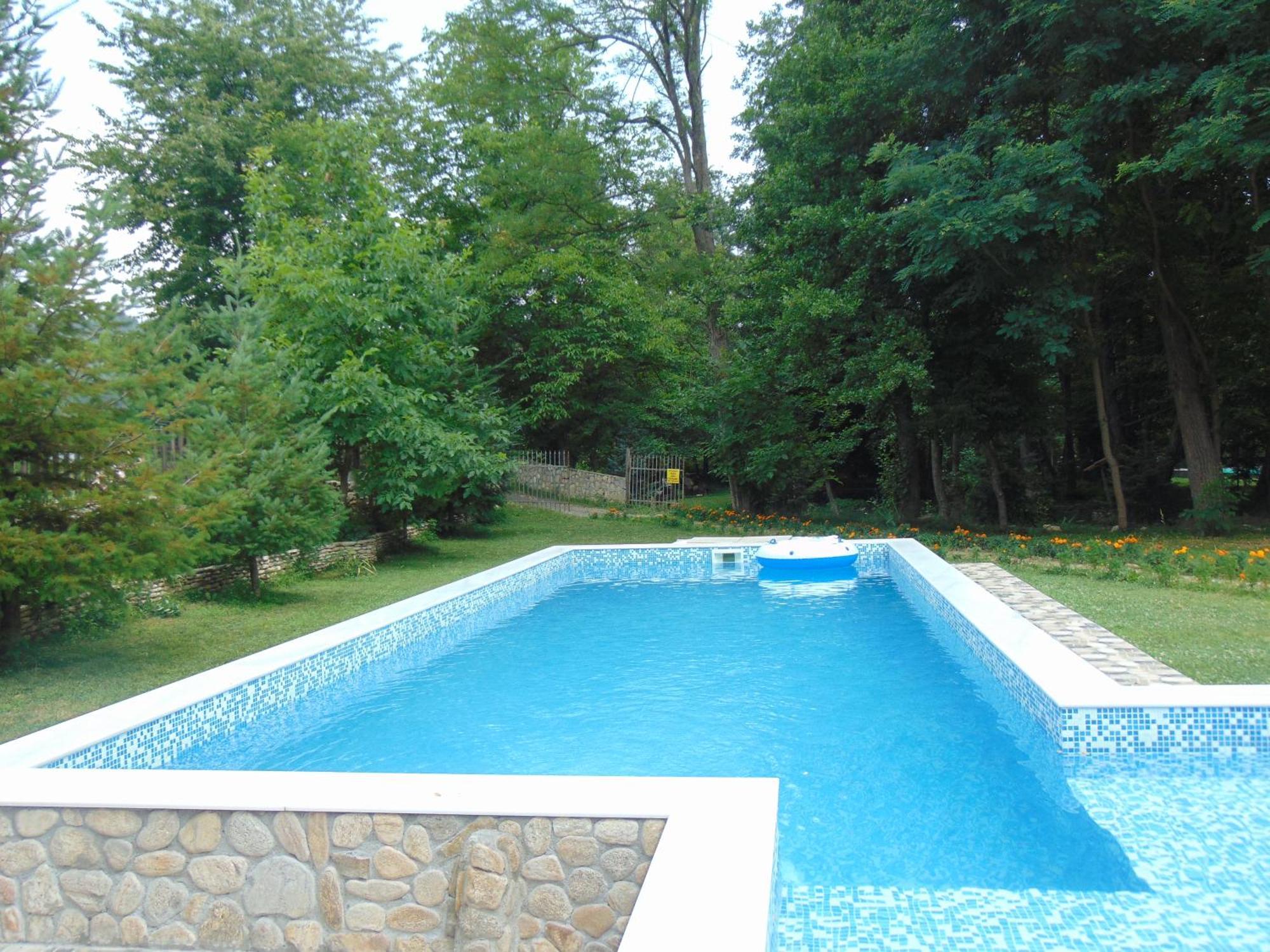 Holiday Park Ranchoto Hotel Kirkovo  Kültér fotó