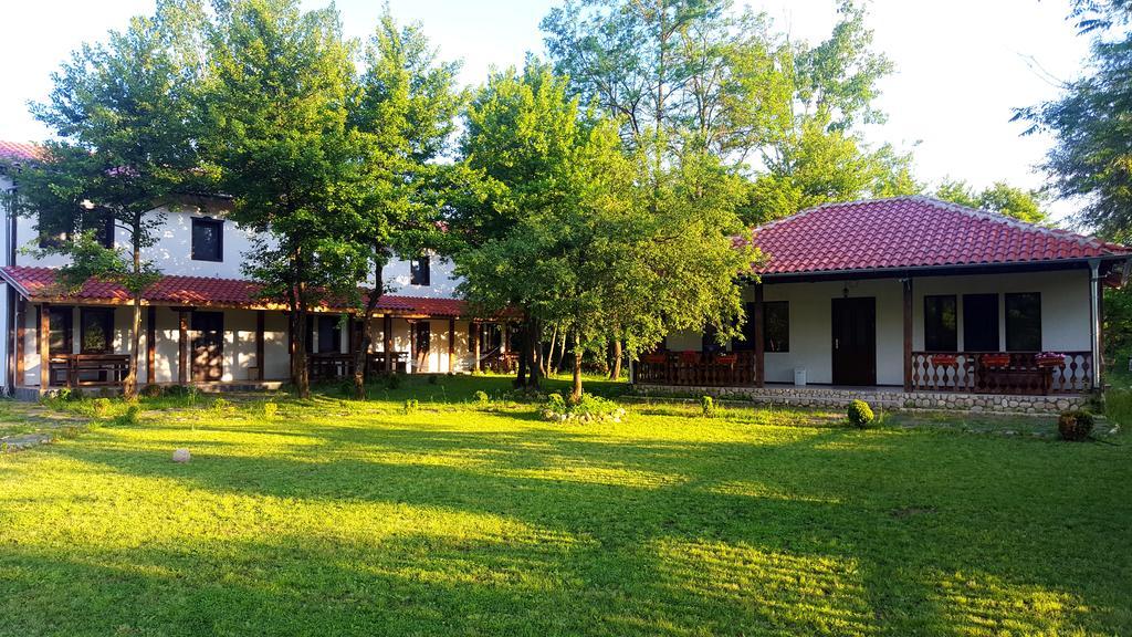 Holiday Park Ranchoto Hotel Kirkovo  Kültér fotó